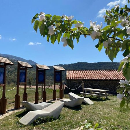 Hotel Guara Inluka Las Almunias Екстер'єр фото