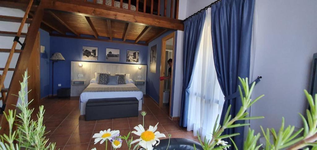 Hotel Guara Inluka Las Almunias Номер фото